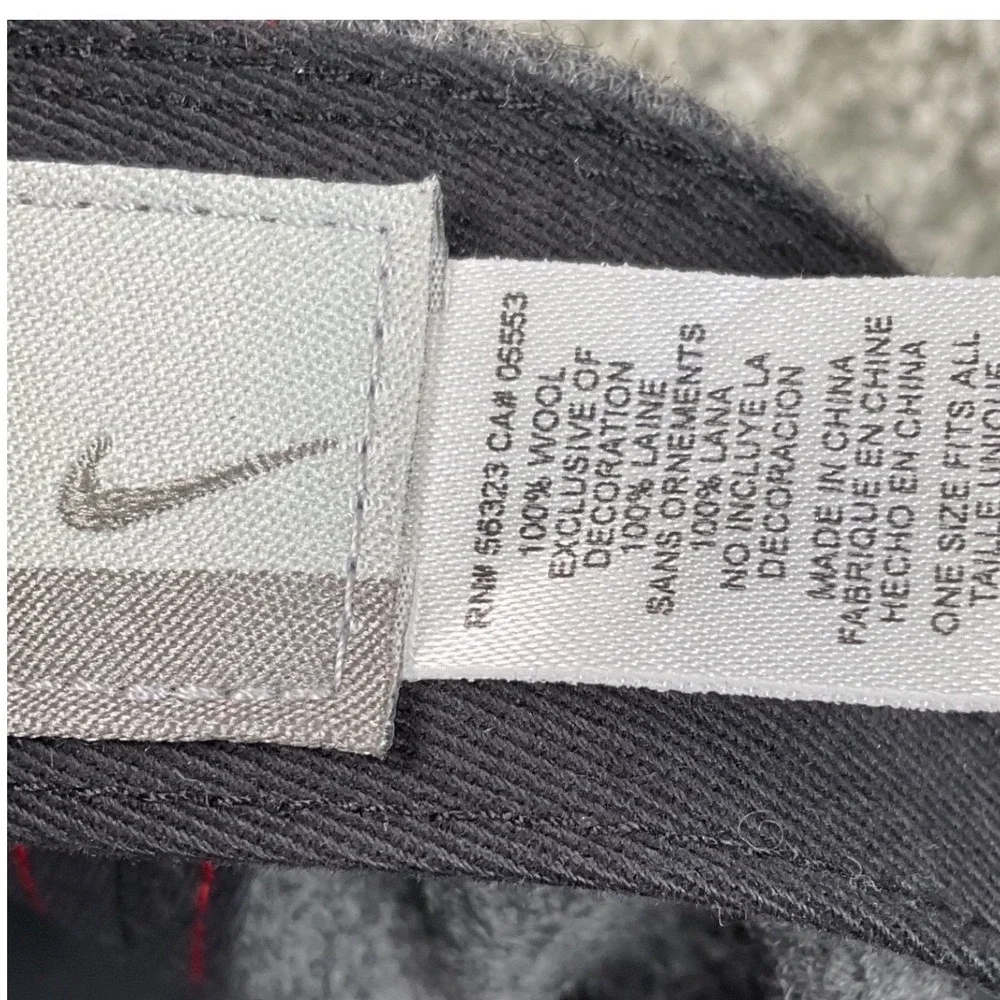 Nike Wool Baseball Cap Mens OSFM Grey Excellent‎ Red Embroidered Swoosh Hat
